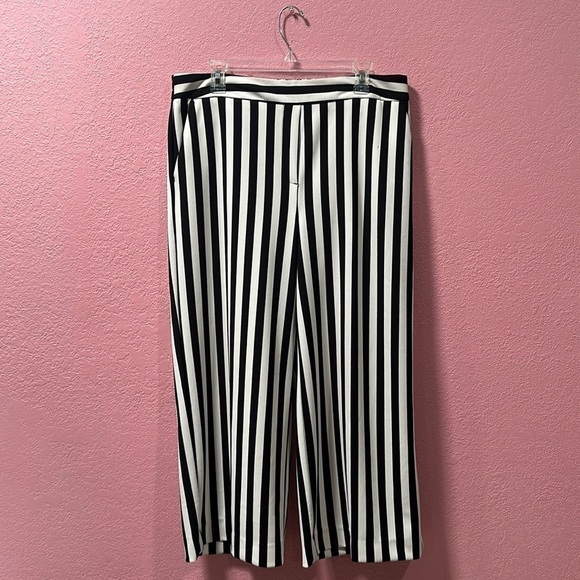 WORTHINGTON Women’s Black/White Stripped Wide Leg/Cropped Pants L - Picture 1 of 7